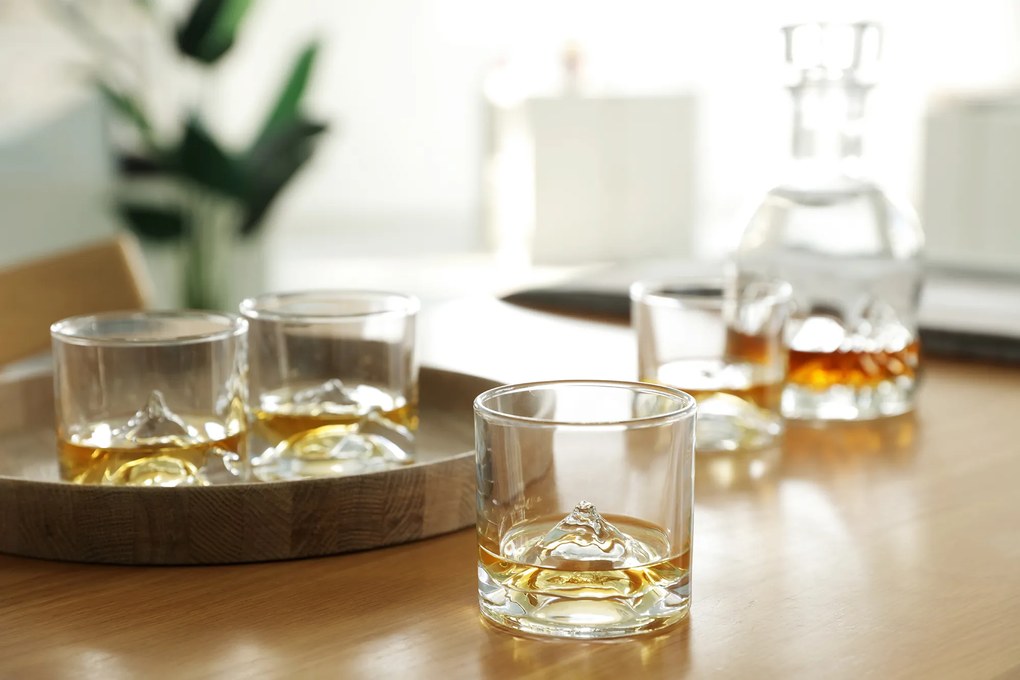 Karafa na whisky The Peaks s pohárikmi 5 dielov