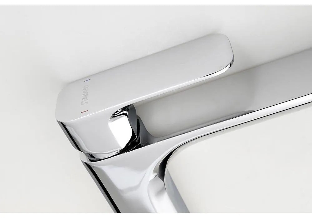 Stojančeková umývadlová batéria v lesklej striebornej farbe Spy – Sapho