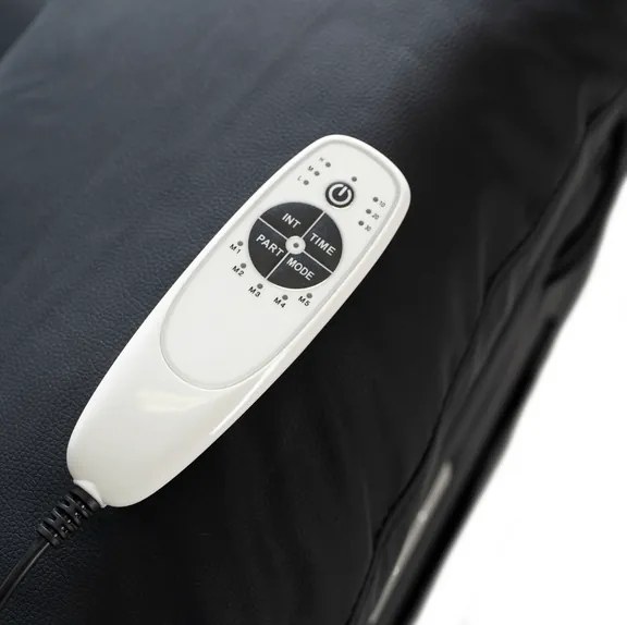 Masážne kreslo AMADEO čierne, ekokoža