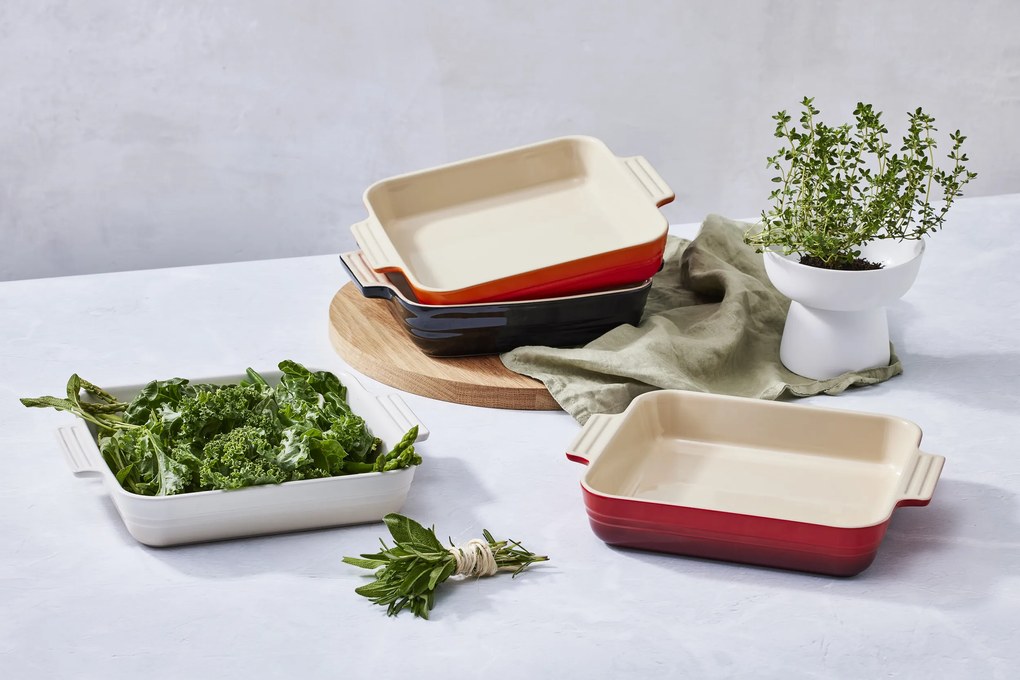 Pečiaca forma Le Creuset štvorcová 23 cm višňová