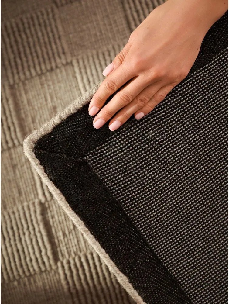 Hnedý ručne tkaný vlnený koberec 120x170 cm Scala – Villeroy&amp;Boch