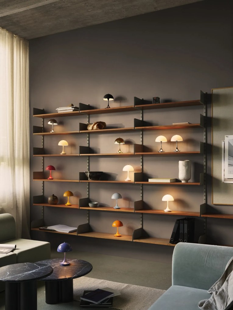 Louis Poulsen Prenosná lampa Panthella 160 V3 Opal Pale Blue