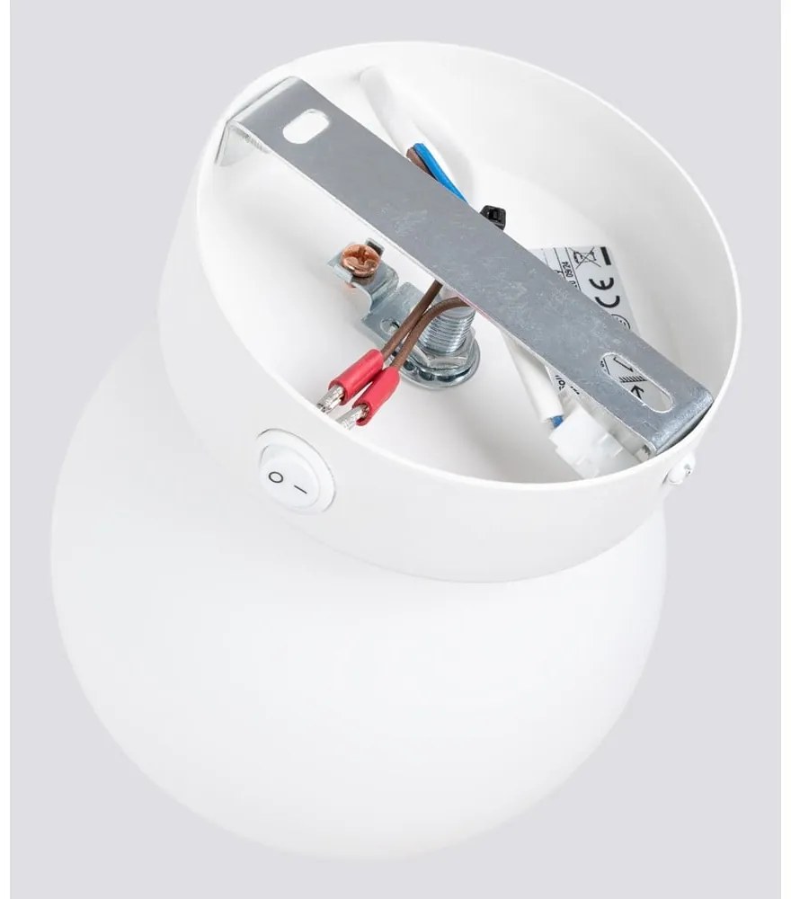 Biele nástenné svietidlo Blaze – Sollux