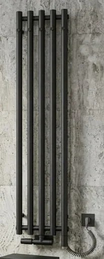 HANGER elektrický 140x32, čierny mat, s vykurovacou tyčou ONE