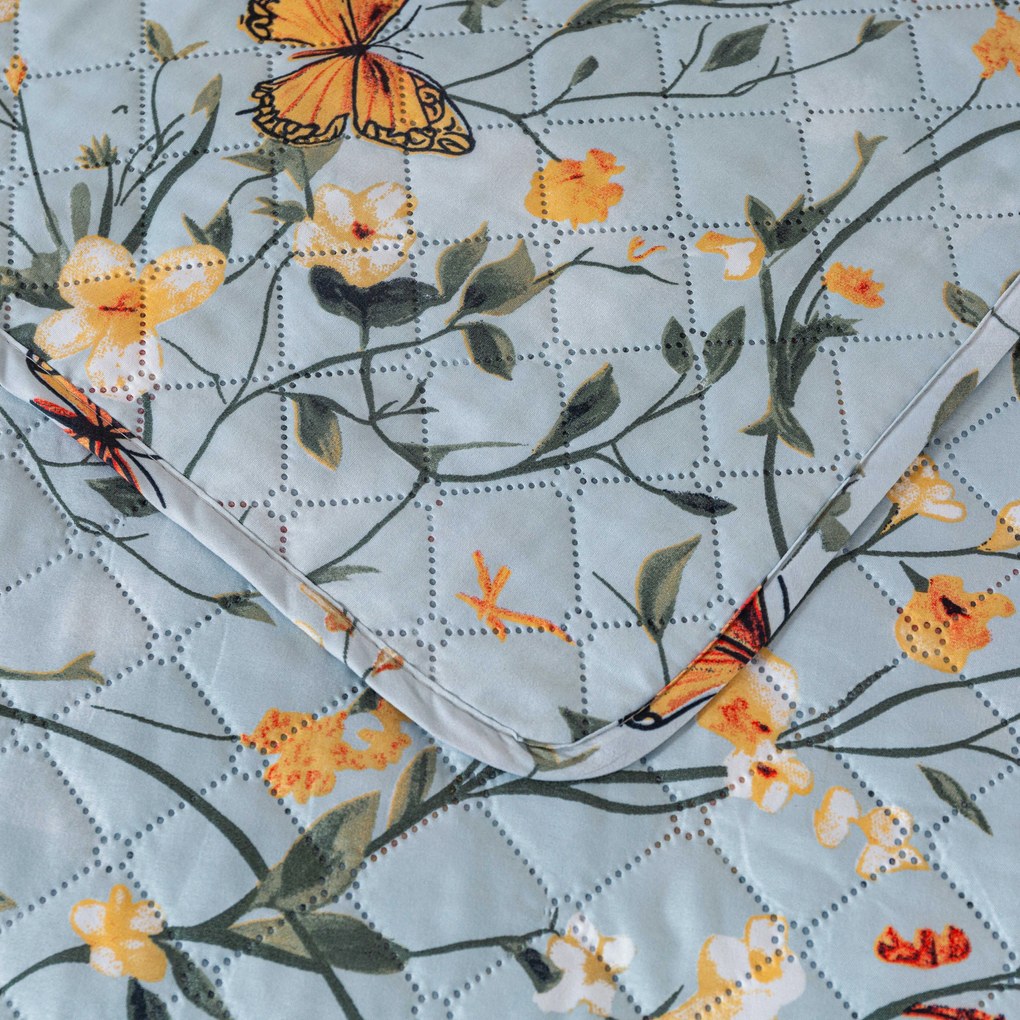 Prehoz na posteľ MONARCH WINGS, svetlomodrý Rozmer: 170 x 210 cm