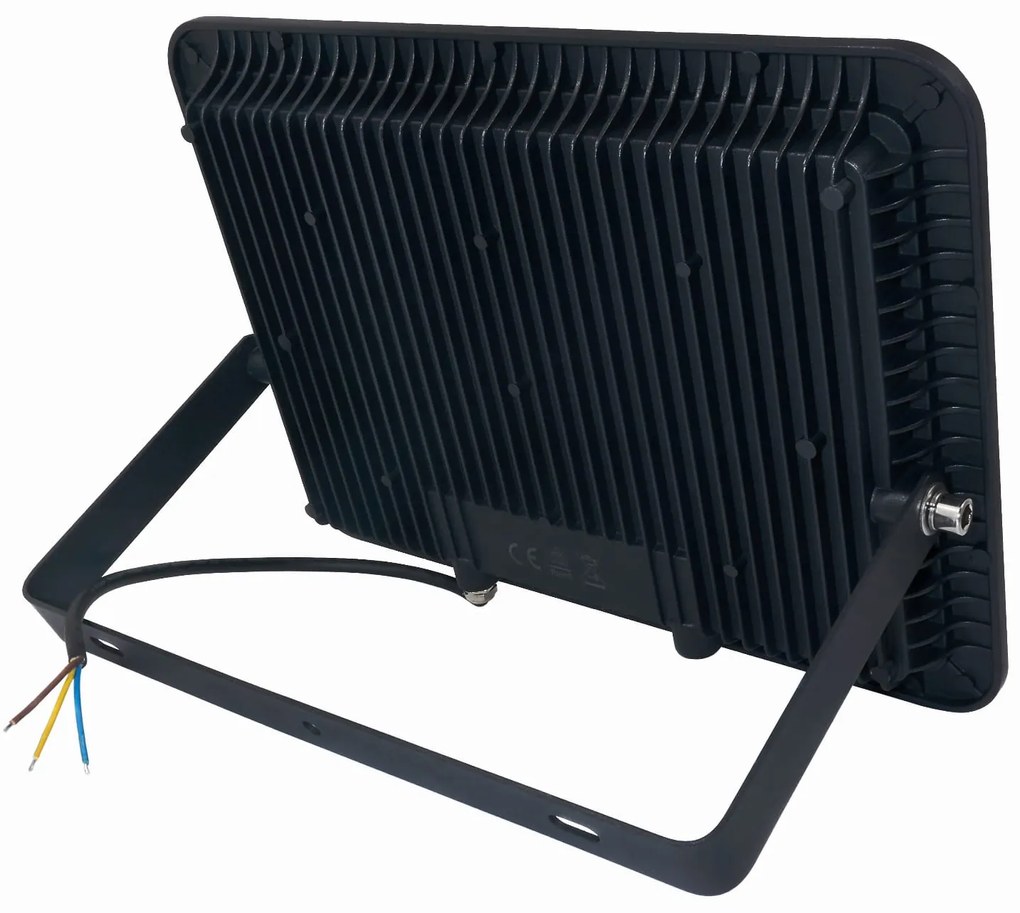 BERGE LED reflektor RODIX PREMIUM - 200W - IP65 - 17100Lm - studená biela - 6000K - záruka 36 mesiacov