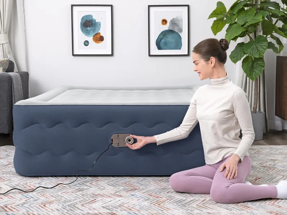 Bestway samonafukovací kempingový matrac pre 2 osoby, nosnosť 300 kg, QUEEN 203 x 152 cm 6716P