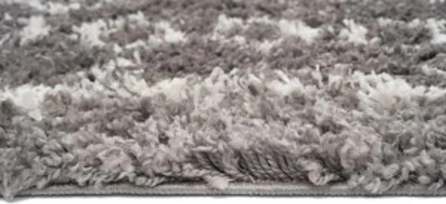 TA Koberec G940B TMAVO ŠEDÁ/KRÉMOVÁ BOHO STRAPCE