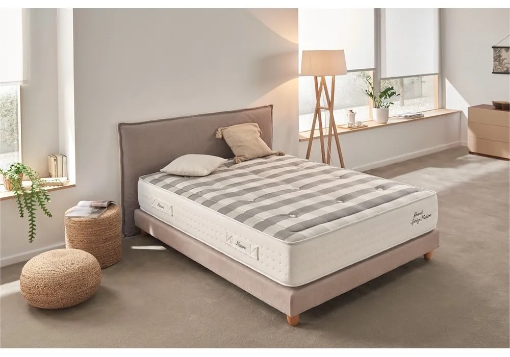 Stredne tvrdý pružinový termoregulačný matrac 180x200 cm Grand Spring Nature – Moonia