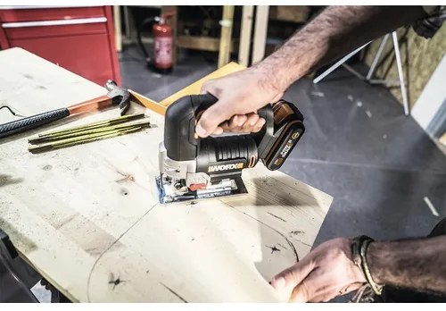 Aku priamočiara píla Worx WX543.9 20V, bez aku a nabíjačky