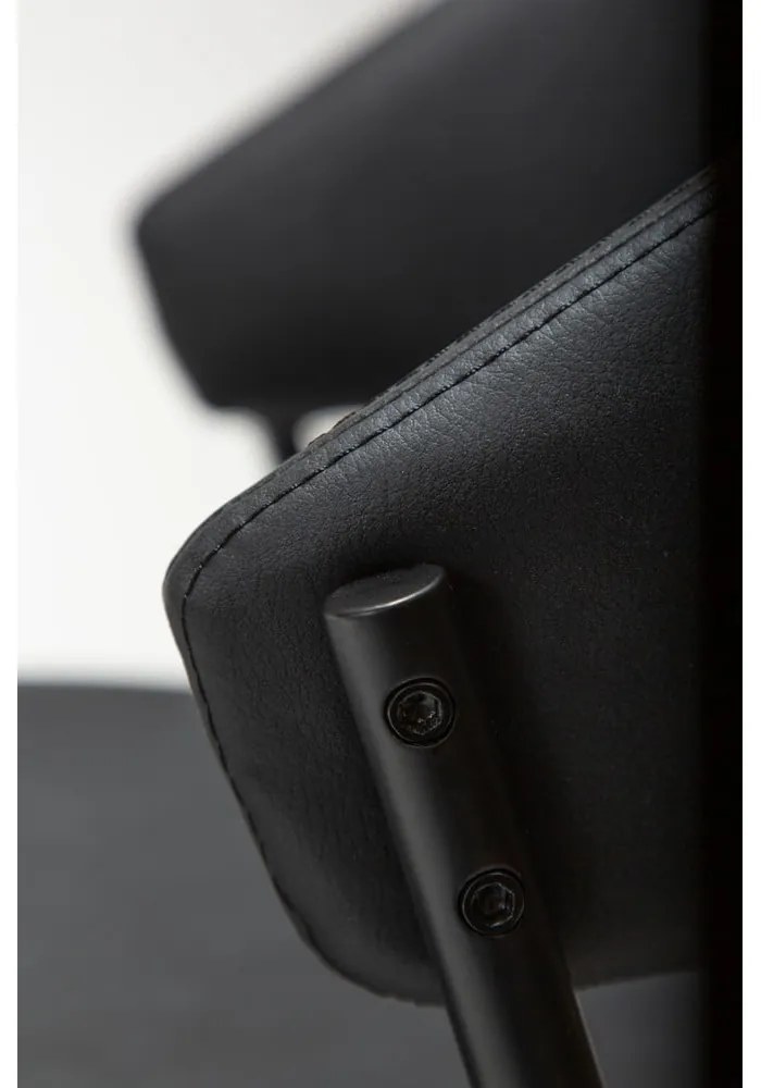 Čierna jedálenská stolička z imitácie kože Zone – DAN-FORM Denmark