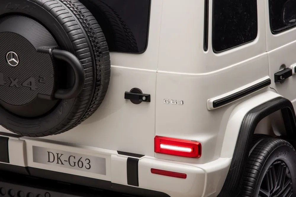 LEAN CARS Mercedes G63 XXL White 4x4 Auto na batérie