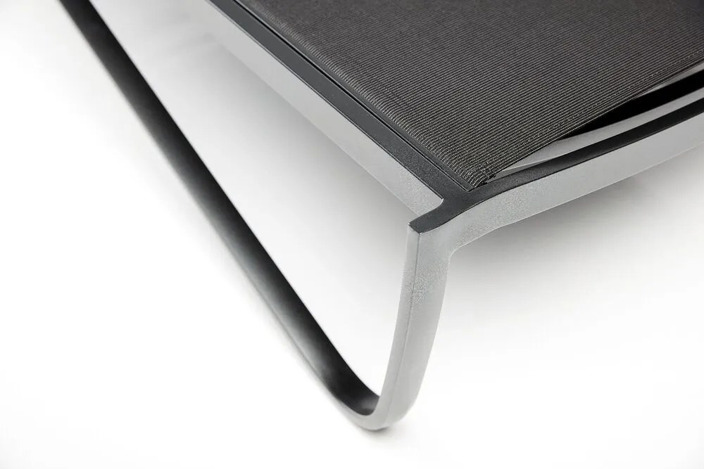 KETTLER DIAMOND hliníkové ležadlo s teakovými opierkami