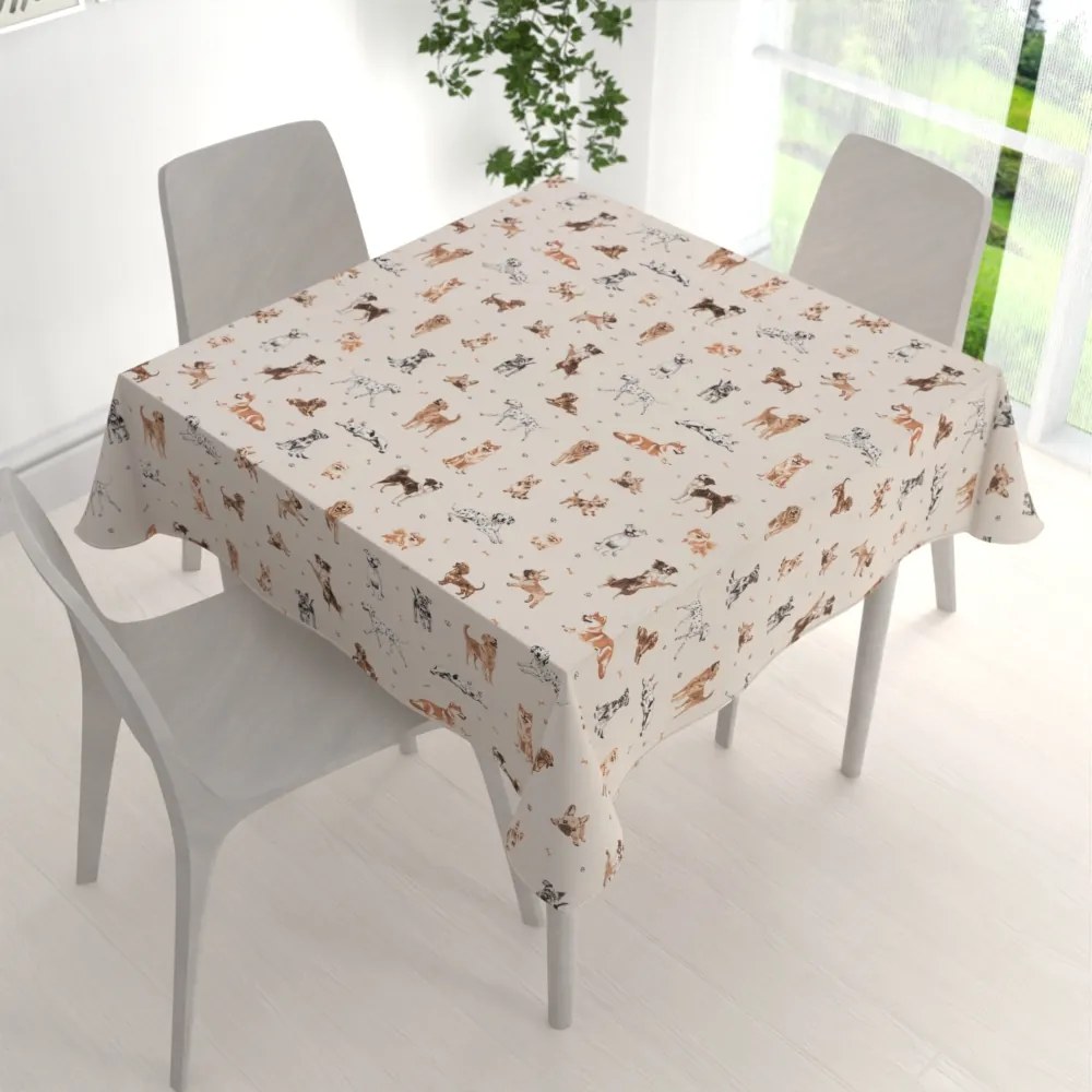 Biante Bavlnený štvorcový obrus Sandra SA-620 Psí kamaráti na krémovom 110x110 cm