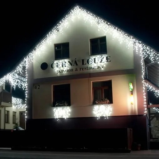 DECOLED LED svetlá vo forme snehuliakov, 3 × 0,9 m, ľadovo biela, 174 LED diód, IP67, biely kábel