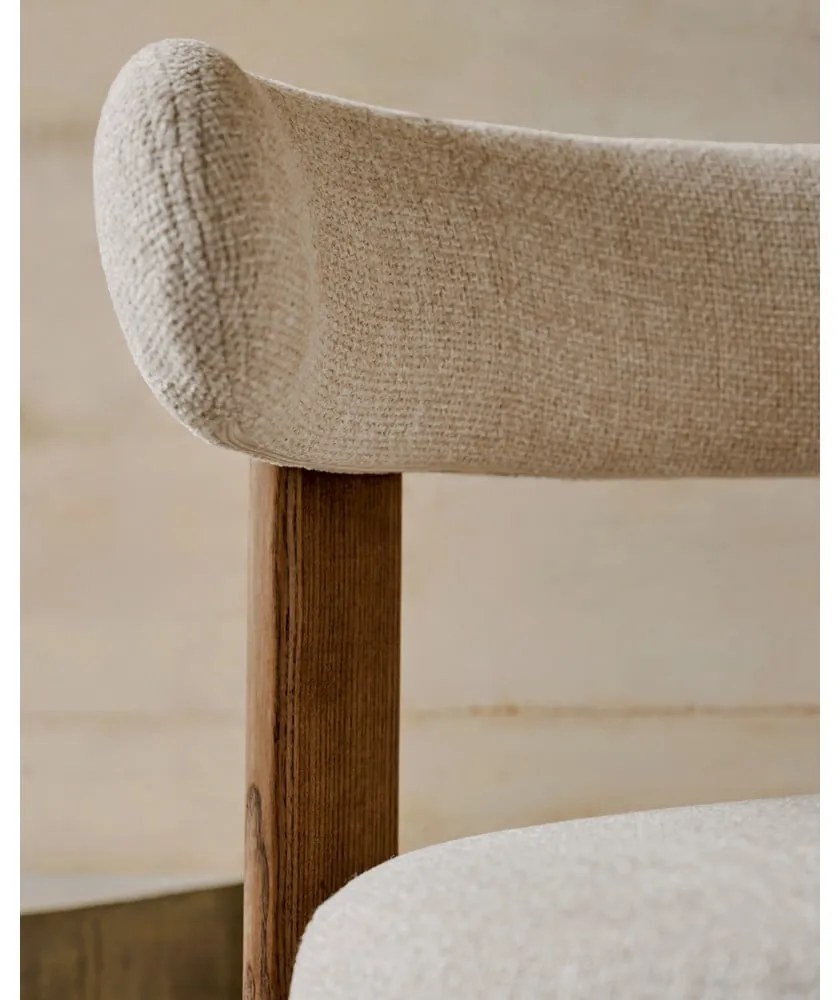 Hnedá/béžová jedálenská stolička z jaseňového dreva Granite – Kave Home