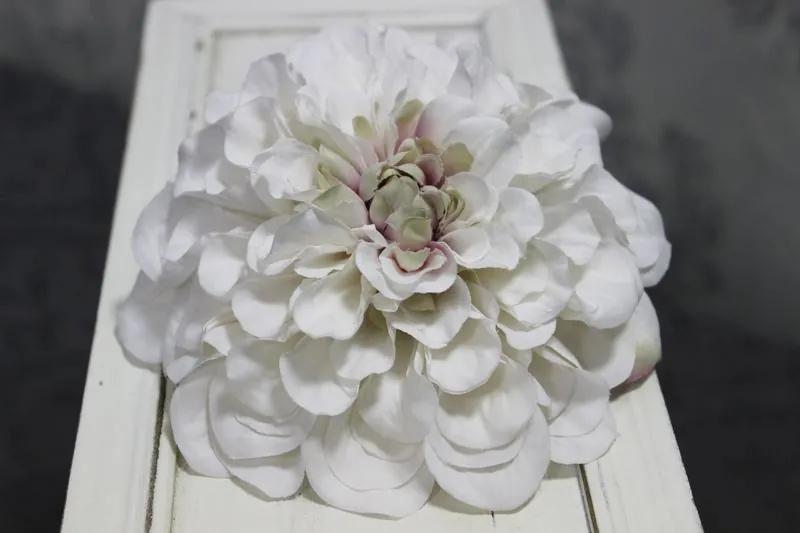 Biely umelý kvet cínie 15cm