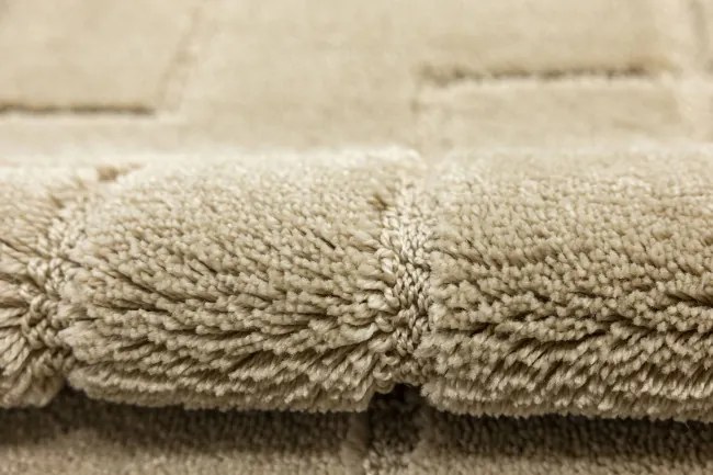 Kúpeľňový koberček Inez béžový, geometrický