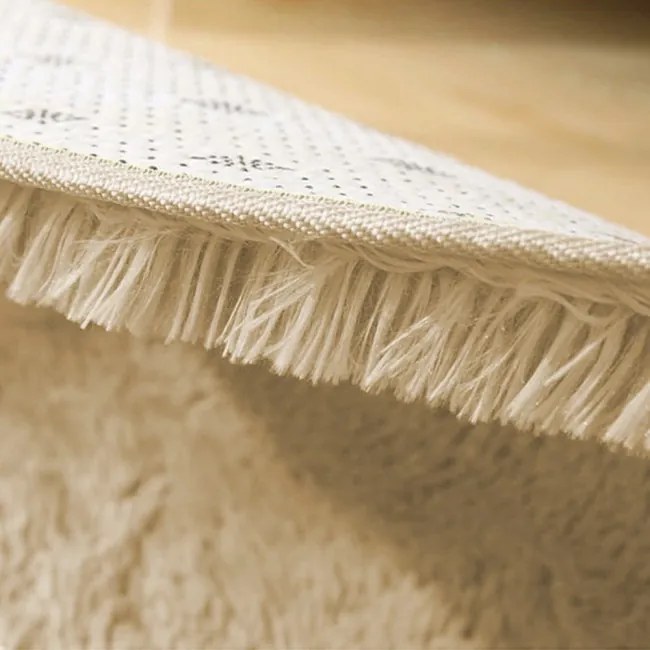 Protišmykový koberec SHAGGY karamelový