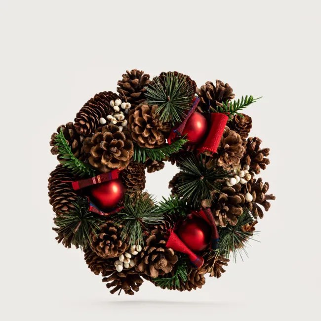 Veniec HUGO so šiškami 757914