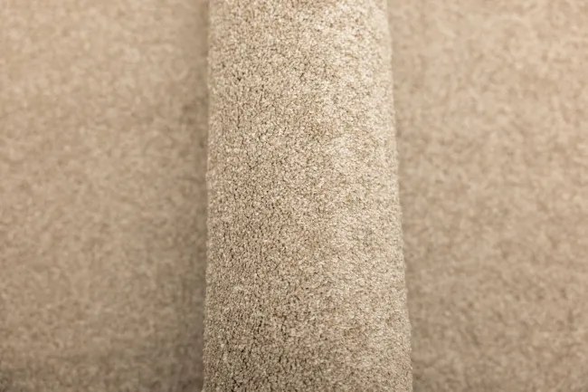 Metrážny koberec Richland béžový / krémový