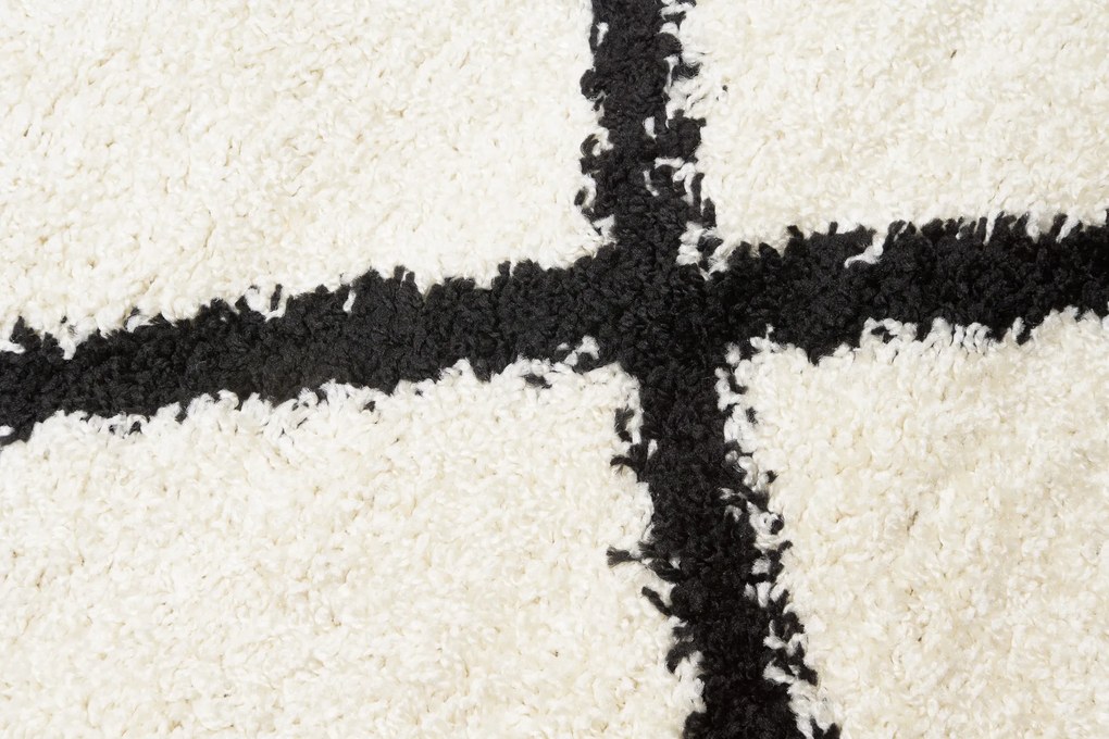 TA Koberec 6062A BALÍK ČIERNY DELHI SFI Rozmer: 60x100 cm