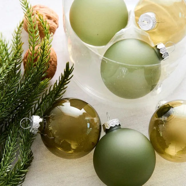 Závesná vianočná dekorácia DECORIS zelená 247655 (6 ks)