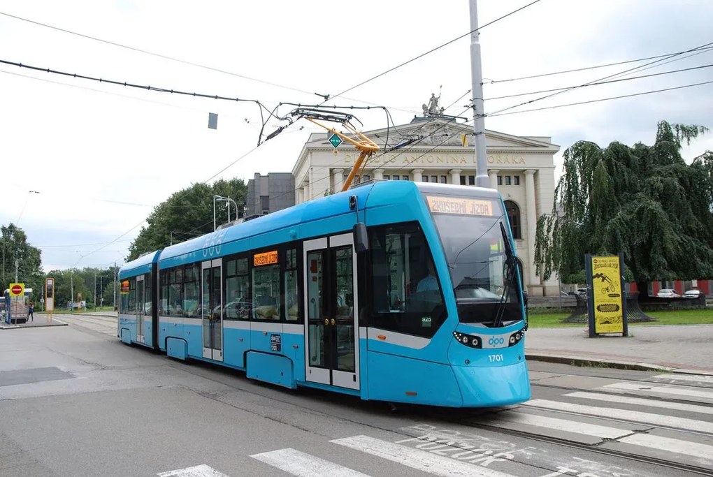 RAPPA Moderná kĺbová električka s otváracími dverami - 47 cm - Rappa