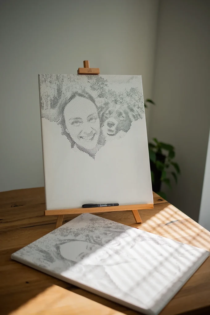 Gario Bodkovanie Vybodkuj si svoju fotku! Rozmery: 50 x 50 cm, Rámovanie: Iba zrolované plátno, Farba bodiek: Zelená