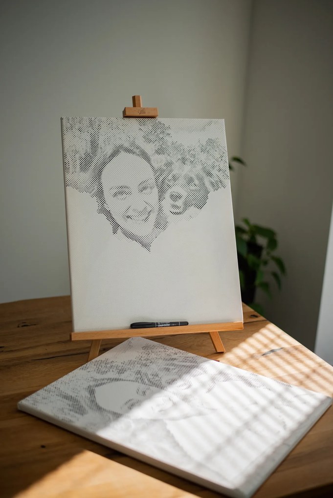 Gario Bodkovanie Vybodkuj si svoju fotku! Rozmery: 50 x 50 cm, Rámovanie: S vnútorným rámom, Farba bodiek: Červená