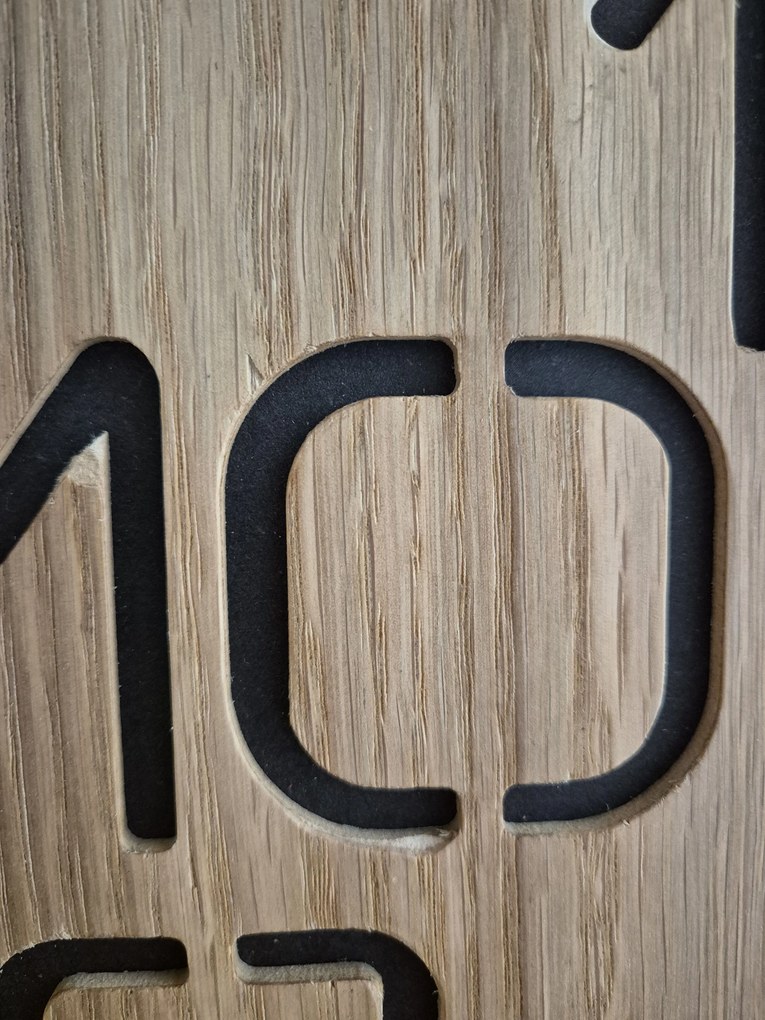 Dekorstudio Moderné drevené hodiny EKO Digits dubové - 40cm II.akosť
