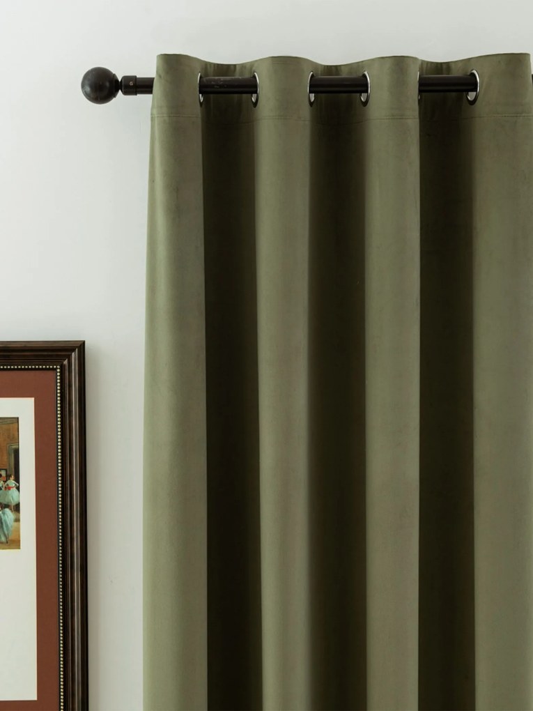 Zamatové zatemňovacie závesy Cesar olivové - 140 x 280 cm (2ks) - krúžky