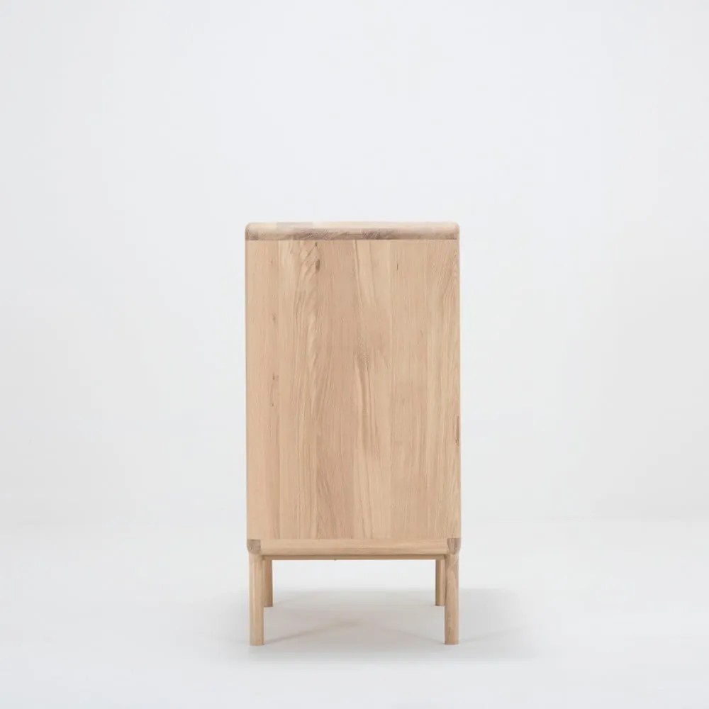 Komoda z masívneho dubového dreva s 3 zásuvkami Gazzda Fawn