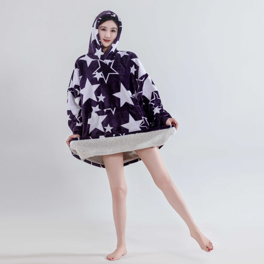 Baránková mikinová deka s rukávmi a kapucňou HVIEZDY fialová