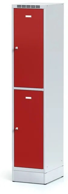 Alfa 3 Šatníková skrinka na sokli s úložnými boxami, 2 boxy, 1920 x 400 x 500 mm, otočný zámok, červené dvere