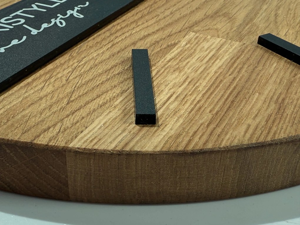 Dekorstudio Drevené hodiny DUB klasik 30cm - čierne