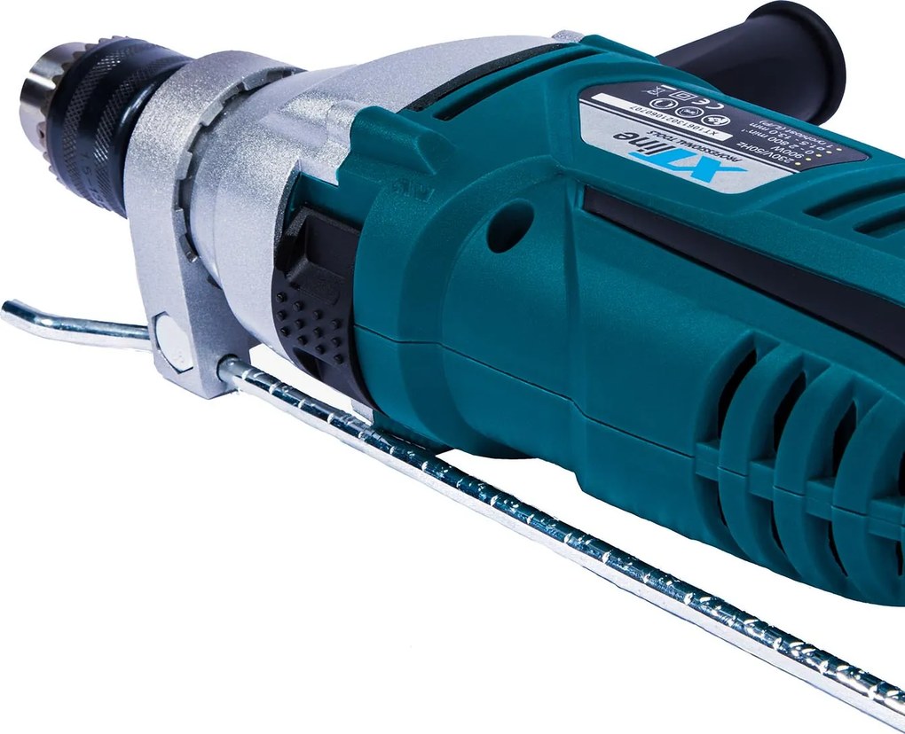 XTline XT106130 Vrták s príklepom 900 W