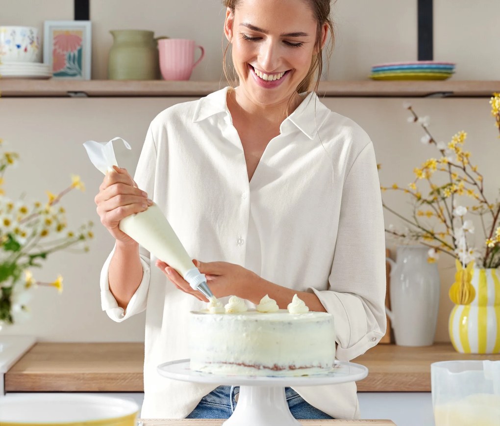 Otočný stojan na tortu