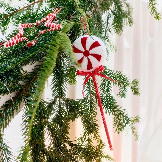 Závesná vianočná dekorácia TWINKLE lízatko 714160