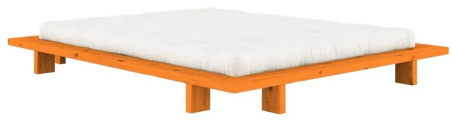 Oranžová dvojlôžková posteľ z borovicového dreva bez čela s roštom 140x200 cm Japan – Karup Design