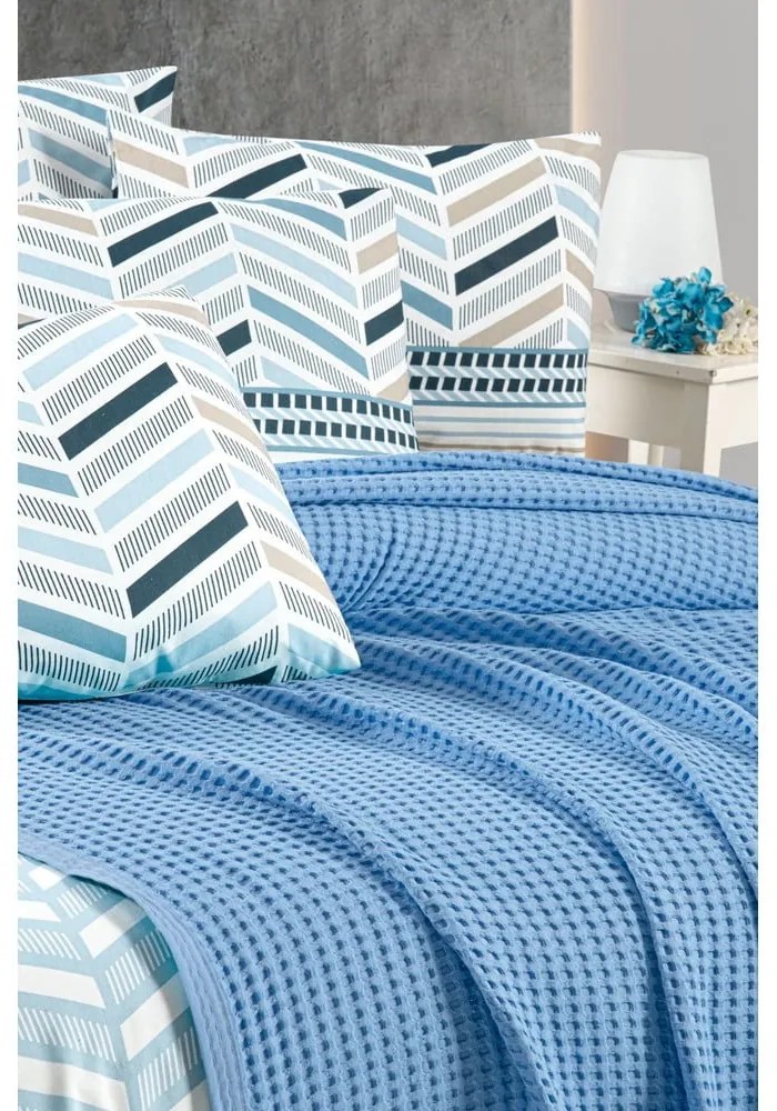 Modrý bavlnený pléd 220x240 cm Waffle – Mila Home