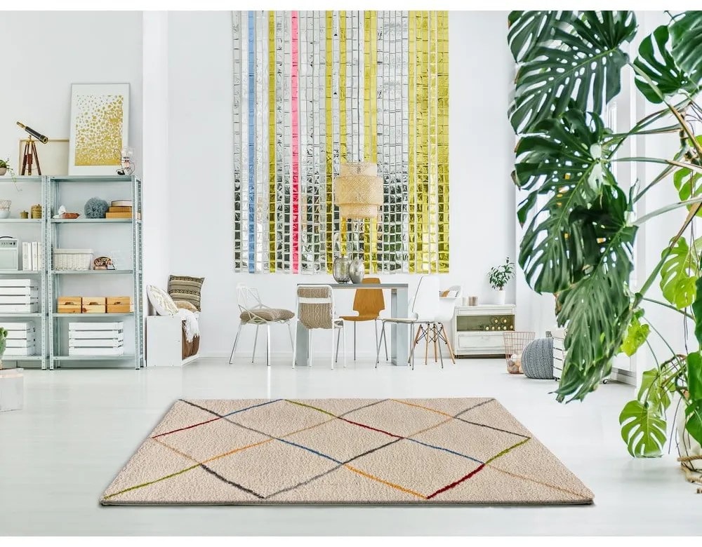 Biely koberec Universal Kasbah White, 160 × 230 cm
