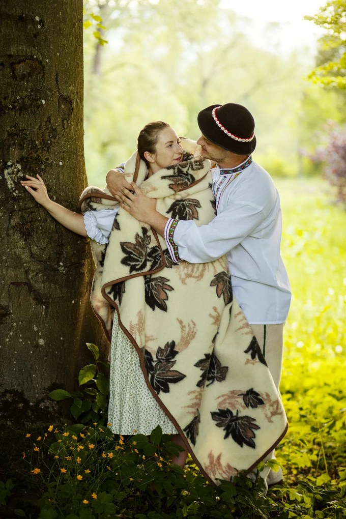 Deka z ovčej vlny 003