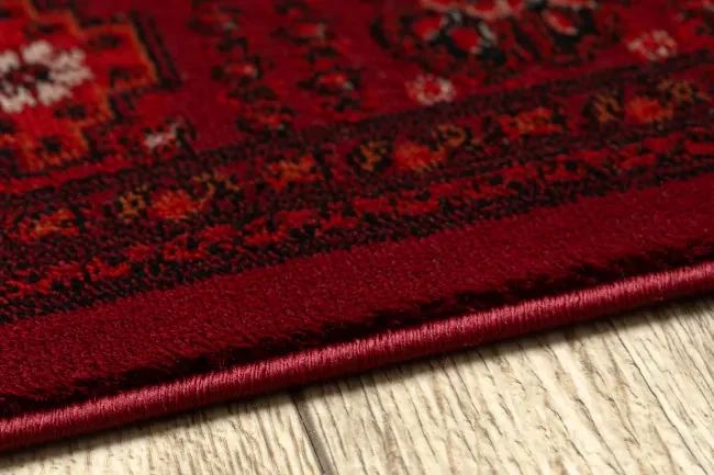 Koberec ORIENT 6871 so strapcami, rám / ornament / klasický, bordový / čierny