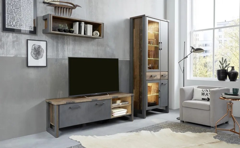 Vysoká vitrína Prime, vintage optika dreva