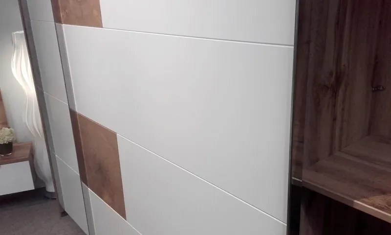 Šatníková skriňa Capri, dub wotan/biela