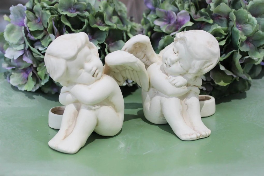 Krémové sošky sediacich anjelikov 2-set
