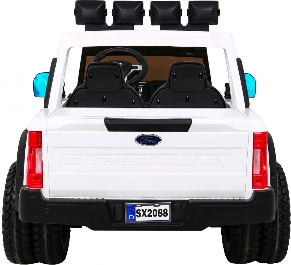 Ramiz Pickup Ford Super Duty biely