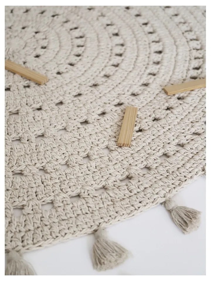 Krémovobiely detský koberec ø 120 cm Nila Ecru – Nattiot