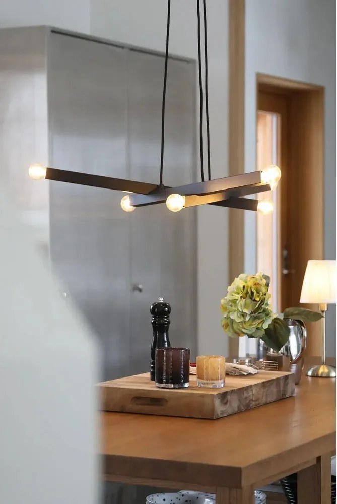 Čierne kovové závesné svietidlo Stack – Markslöjd